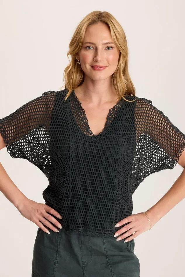 XCVI Centre Crochet Layert Top Women ShirtsBlouses
