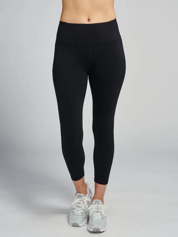 Yoga Studio Women Tasc Performance Sculptive Pocket 78 Legging